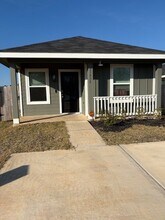 Building Photo - 11975 Midas Ln