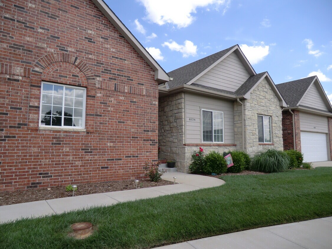 Foto principal - Lovely Duplex in 55+ Community
