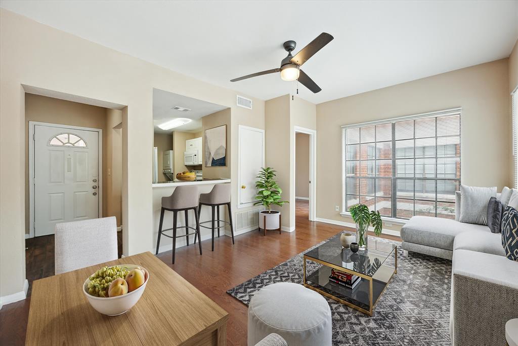 Foto principal - 712 W 21st St