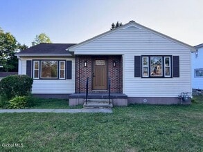 Building Photo - 3936 Albany St