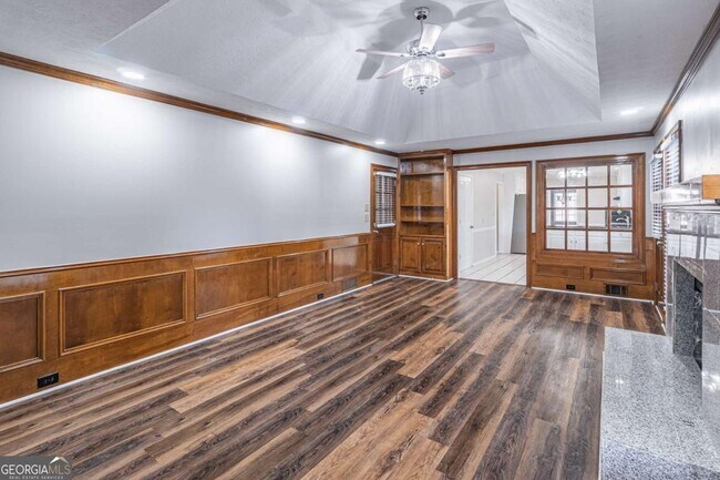 Foto del edificio - 736 Singley Dr