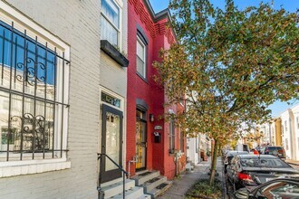Building Photo - 1255 Wylie St NE
