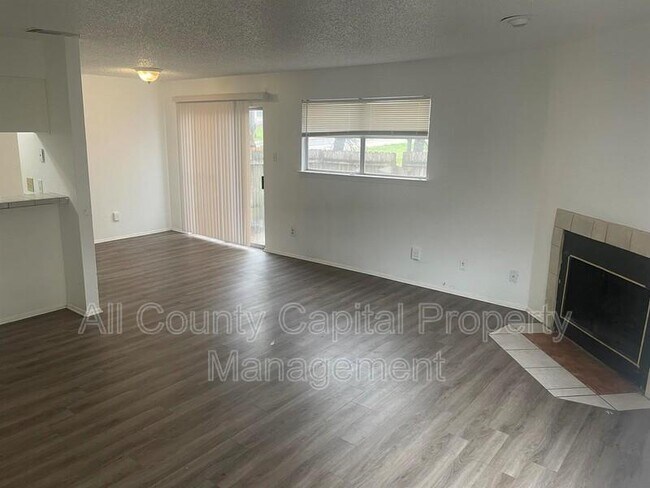 Foto del edificio - 5105 Teri Rd