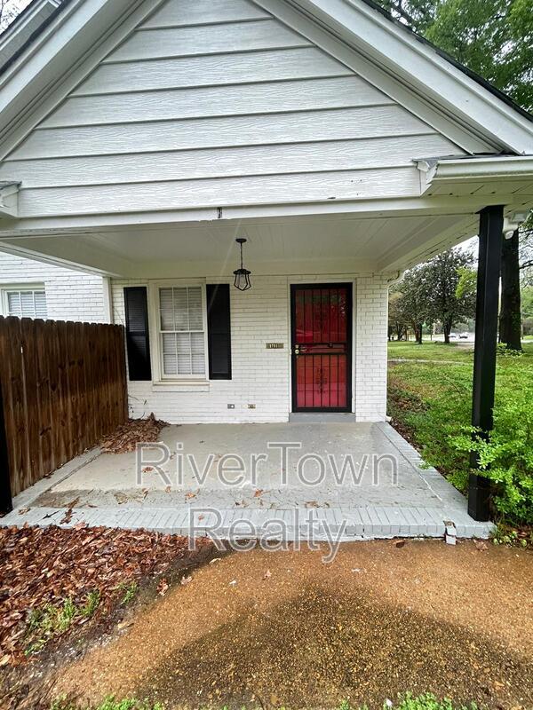 Photo - 2731 Central Ave House