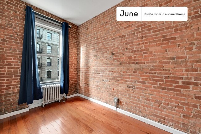 Building Photo - Room in Shared 2 bed/1 bath home in Hell's Kitchen