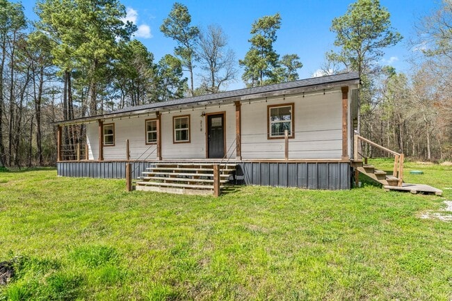 Building Photo - 218 Hall Dr S