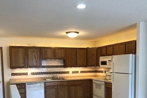 kitchen - 1239 Leon Way