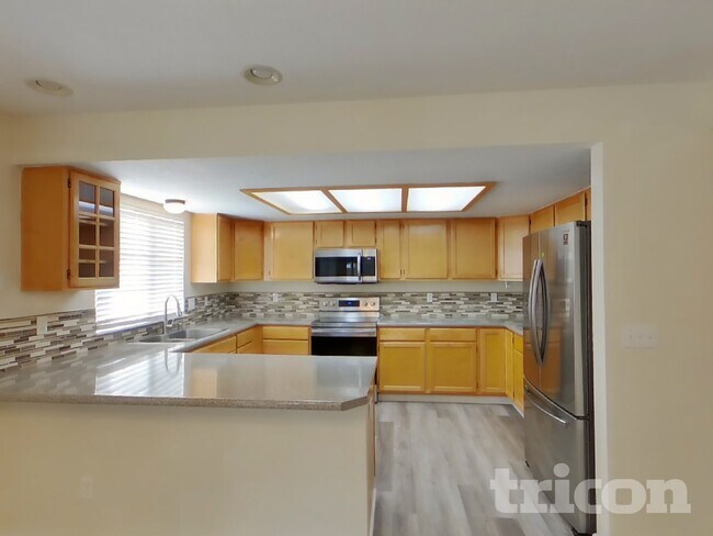 Foto del edificio - 3619 Silver Maple Ct SE