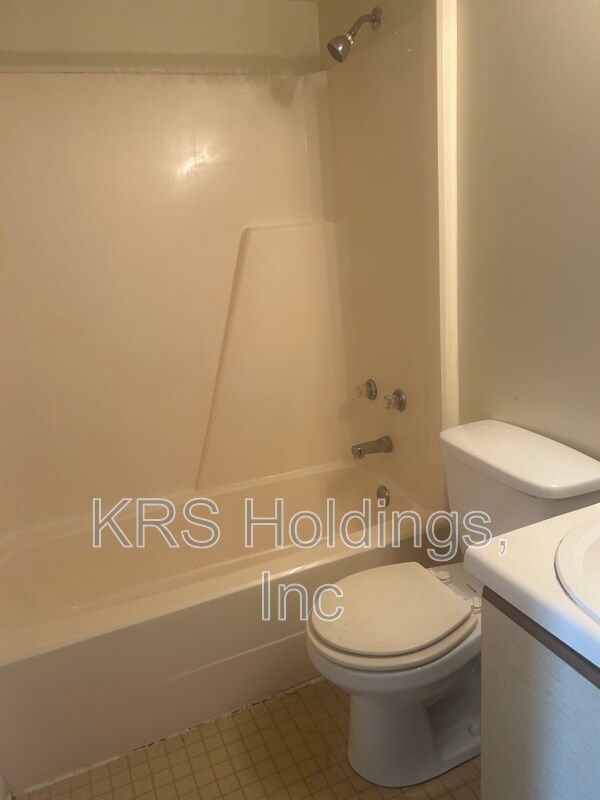 Foto del edificio - 1384B Hunters Ridge