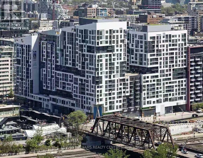 Building Photo - 576-12576 Front St W