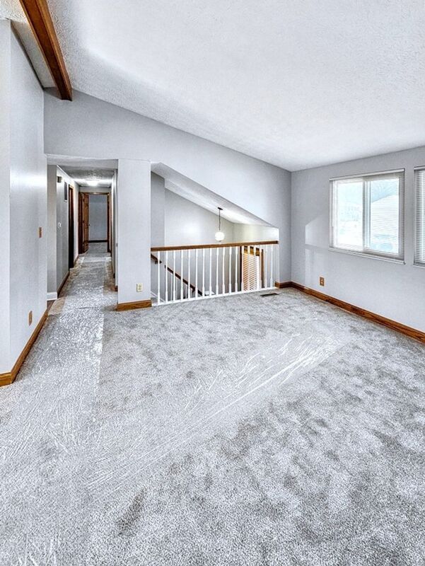 Foto del edificio - 7847 Blackwillow St