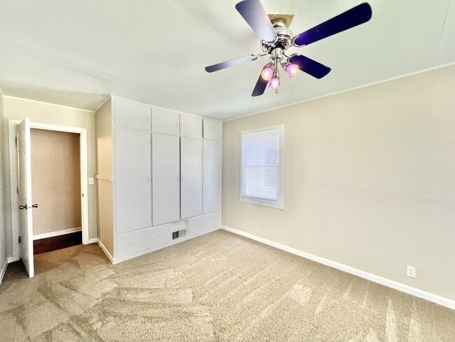 Foto del edificio - 1425 Sharon St