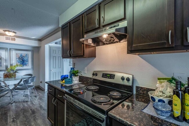 Foto del edificio - Sunset Shadows