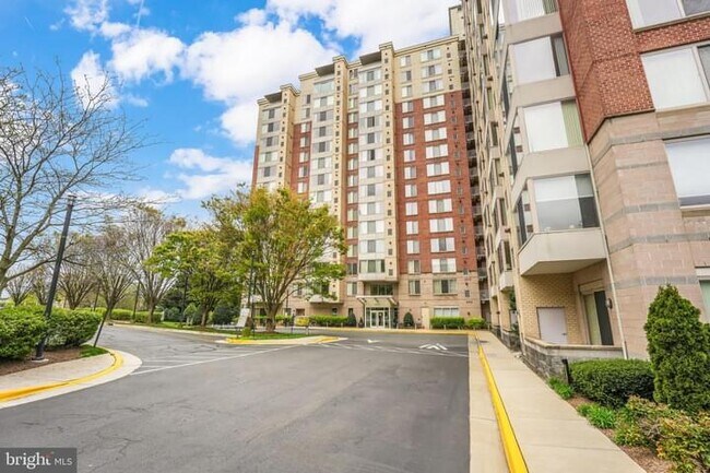 Foto del edificio - 2726 Gallows Rd