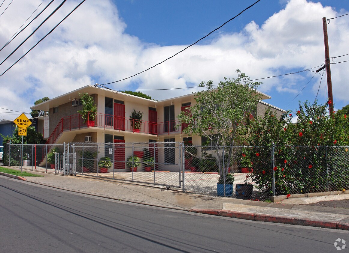 Building Photo - 94-107 Pupukahi St