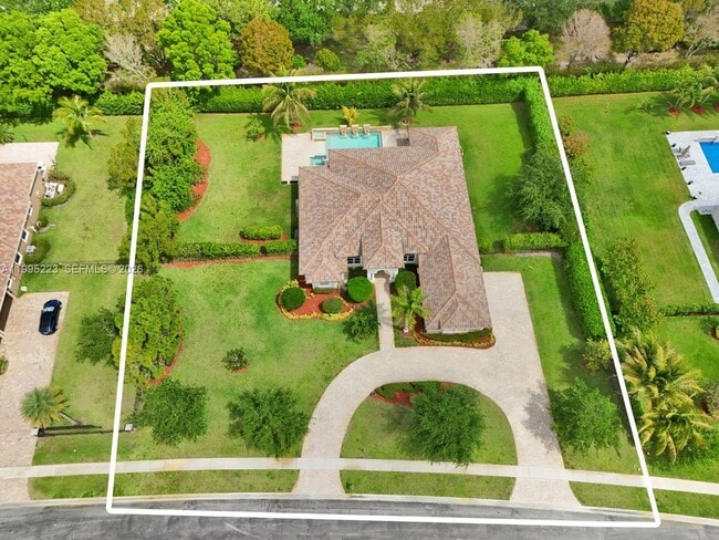 Building Photo - 14401 Jockey Cir