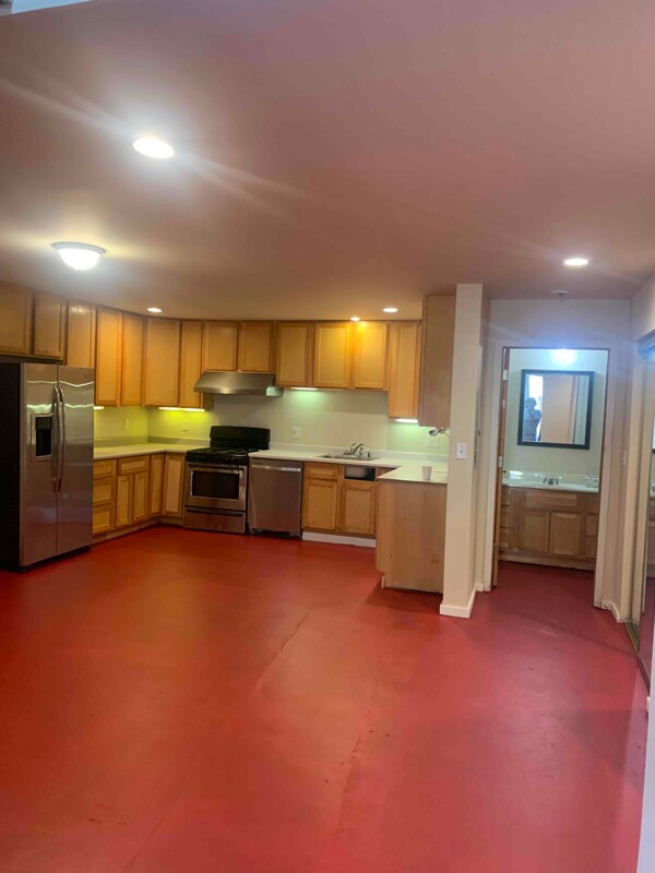 Building Photo - 2510 Filbert St