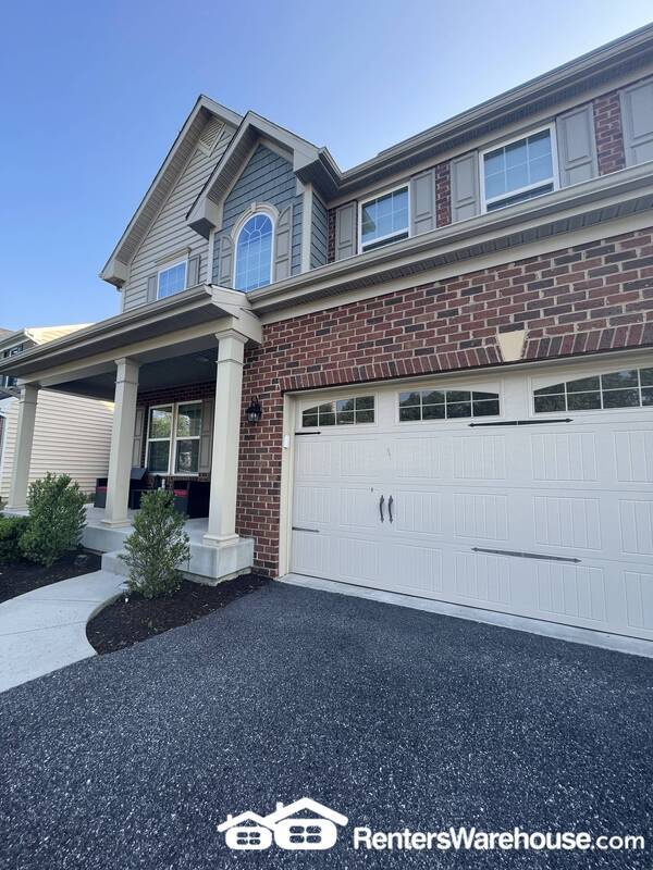 Building Photo - 5733 Allender Rd