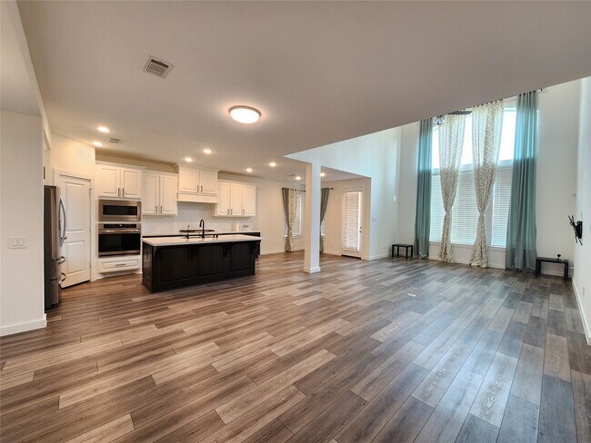 Foto del edificio - 23623 Bottlebrush Terrace Trl