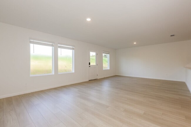 Foto del edificio - 447 Artemis St