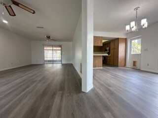 Building Photo - 107 Maplewood Dr