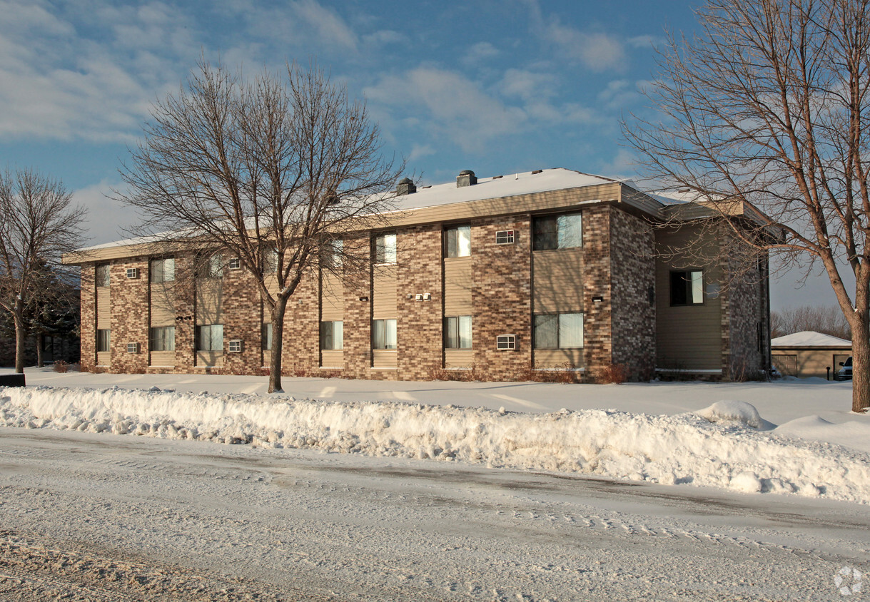 Building Photo - Dana Heights Apartments