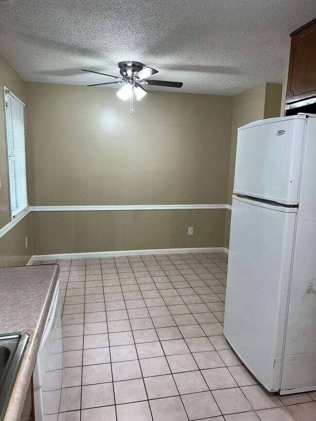Foto del edificio - 8431 Moultrie Dr
