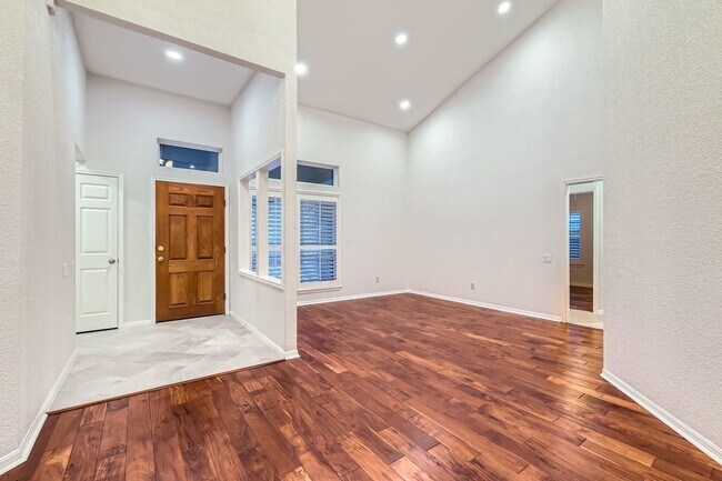 Foto del edificio - 6428 Old Harbor Ln