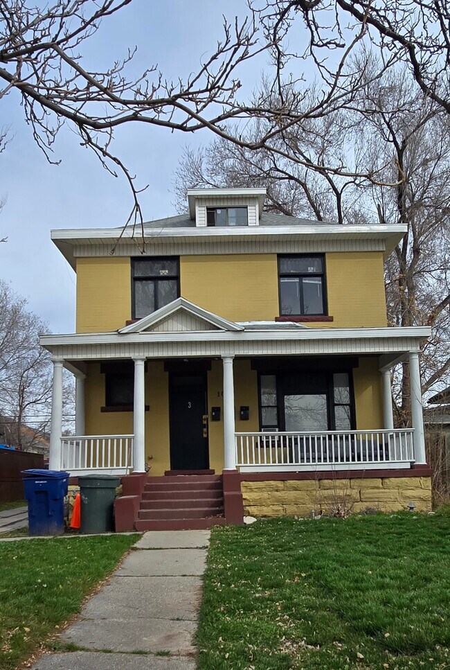 Building Photo - 1057 S 900 E