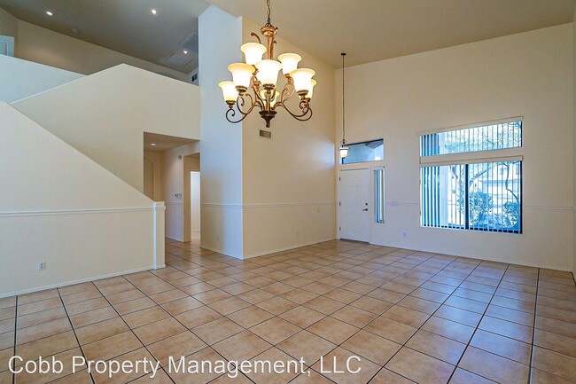 Building Photo - 4 br, 2.5 bath House - 15395 S Via Rancho ...