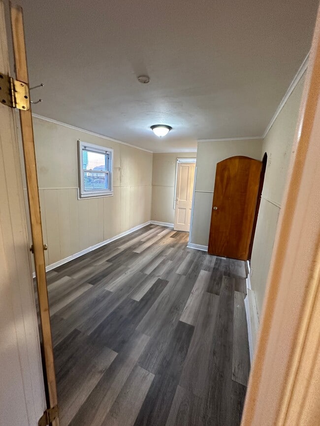 Building Photo - 13 Olivine St
