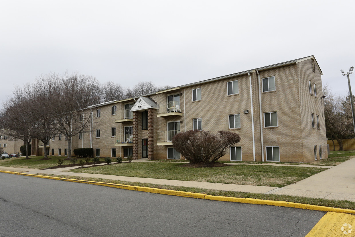 Primary Photo - Hopkins Glen Apartment Phase I