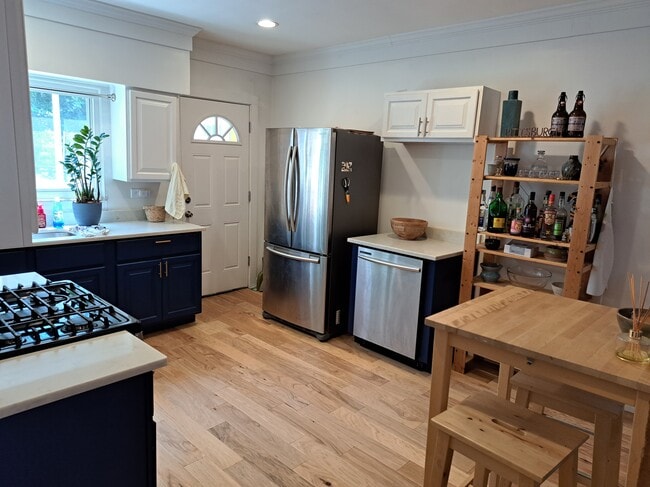 Photo - 518 54th St House