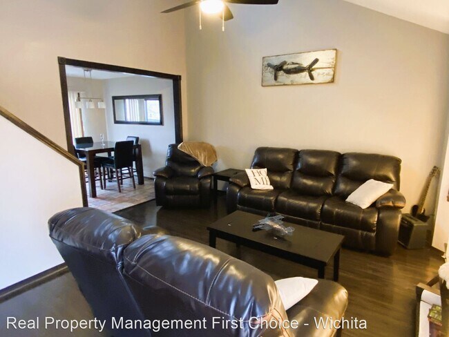 Foto del edificio - 4 br, 3 bath House - 6112 Juno Ct