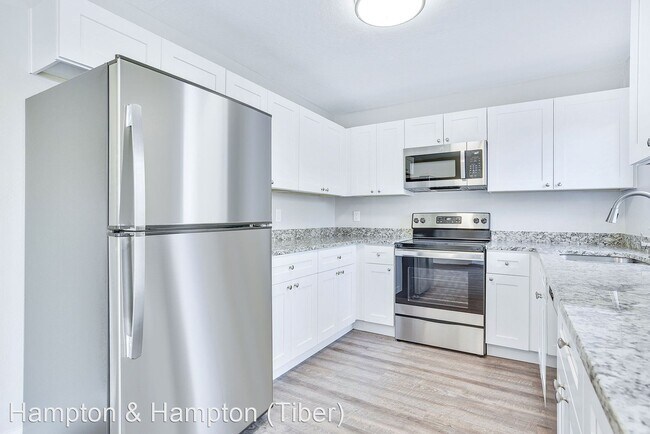 Building Photo - 4 br, 1.5 bath House - 475 LEAR STREET