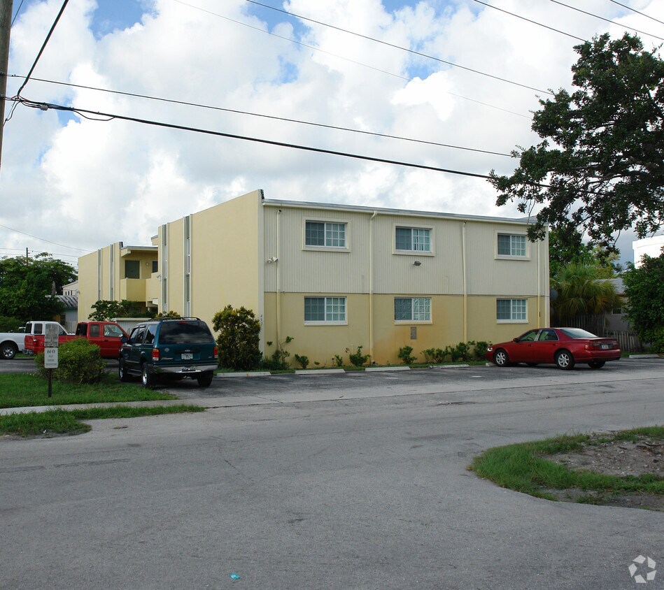 Foto del edificio - Croissant Park Apartments