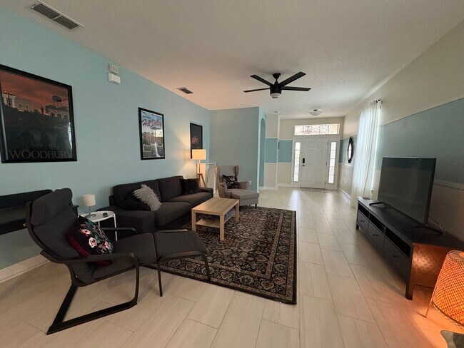 Foto del edificio - 3BED / 2 BATH - in Harmony FL
