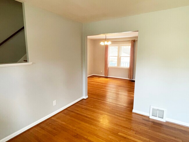 Living room view of dining room - 279 Highfield Dr