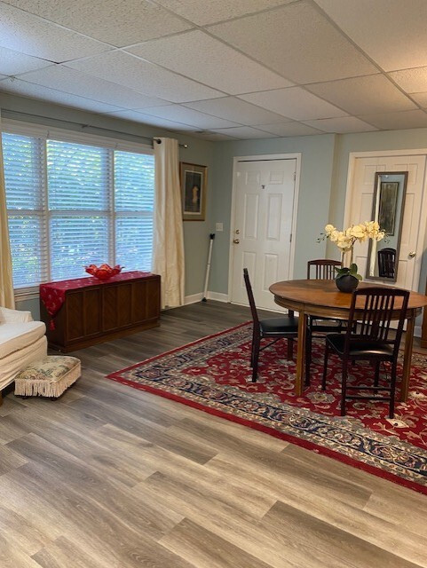 Dining area - 28 S Riversong Ln