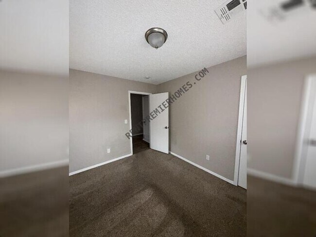 Foto del edificio - 1801 Edwards Ave