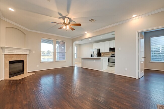 Building Photo - 26018 S Lakefair Dr