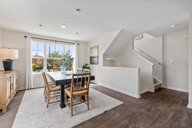 Foto del edificio - 17319 Ulster Dr