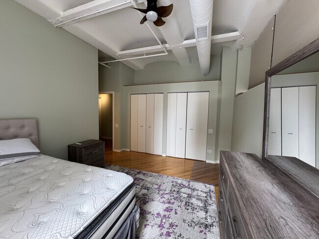 Primary Bedroom - 500 S Clinton St