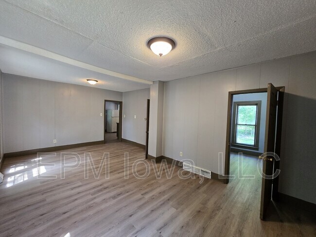 Foto del edificio - 519 Adams St