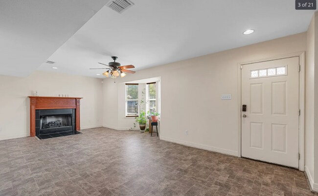 Foto del edificio - 1608 Shepherd Dr