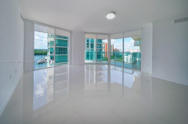 Building Photo - 250 Sunny Isles Blvd