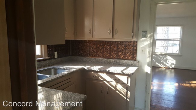 Foto del edificio - 424 E Radiance Dr