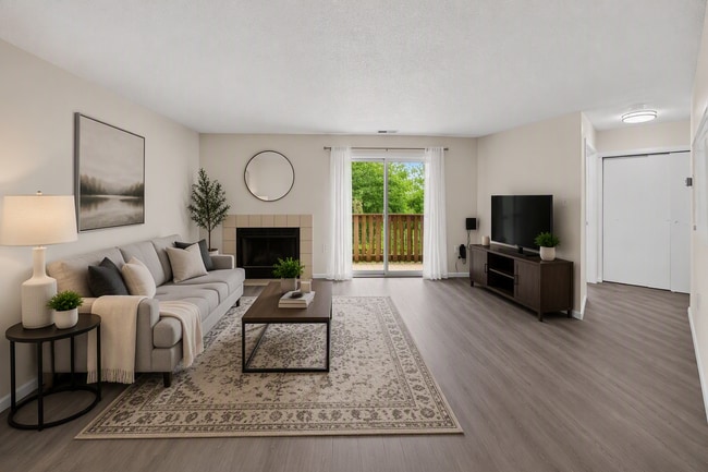 Building Photo - 1222 Ravens Crest Dr