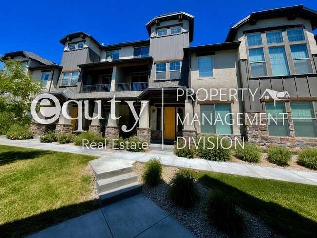 Photo - 10457 S Crimson Sage Ln (Sandy, UT) Townhome