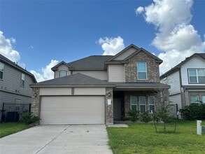 Building Photo - 24810 Adami Veduta Ct